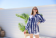Load image into Gallery viewer, BLACK FRIDAY SAMPLE SALE Valentina Swing Top - Shibori Linen